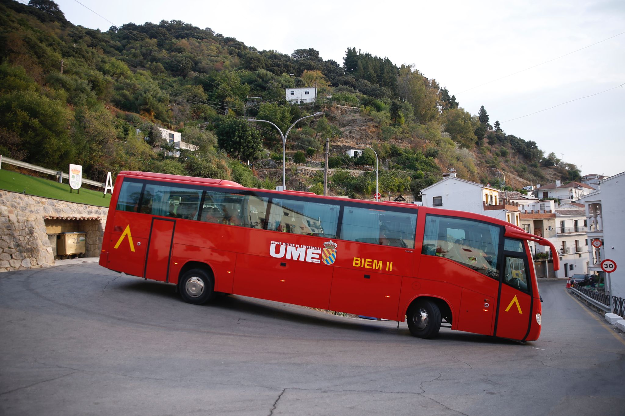 Estos son los medios desplegados en el fuego de Sierra Bermeja