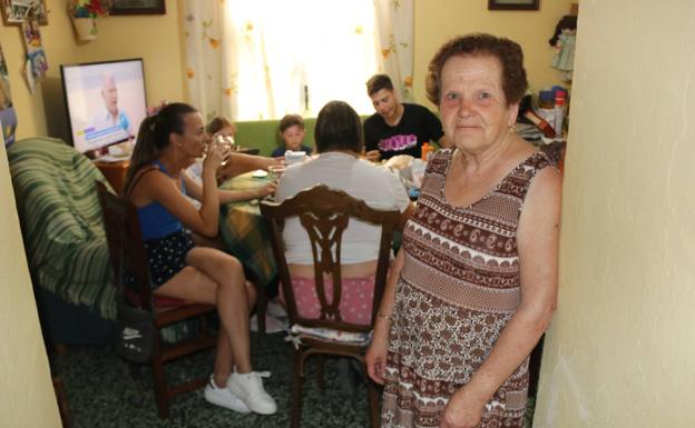 «He dormido una hora y porque caí rendida»