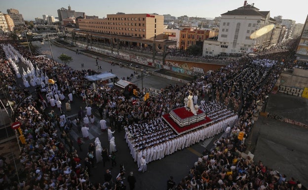 La Policía limitará la afluencia de público en el entorno de la Catedral por los traslados de este domingo en Málaga