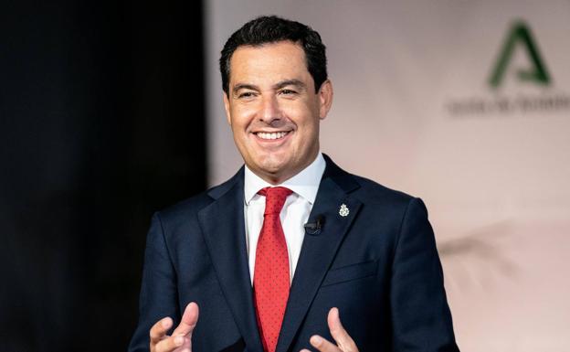 Juanma Moreno abre la puerta al fin de las restricciones para las procesiones y traslados de Semana Santa en Andalucía