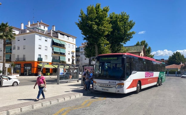 Vélez-Málaga destina casi 135.000 euros a subvencionar el 60% del transporte a los estudiantes de FP y universitarios