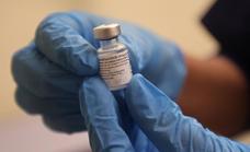 El comité de expertos de EE UU descarta una tercera dosis de la vacuna