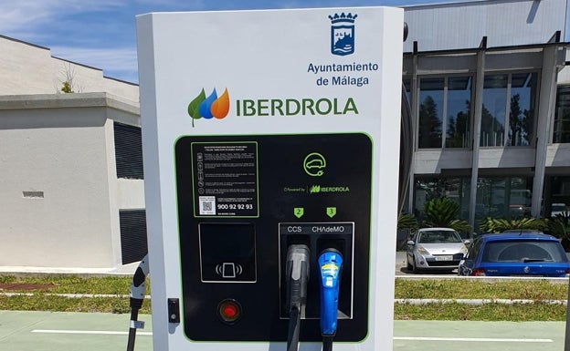 Los 'parkings' municipales de Málaga tendrán puntos de recarga para vehículos eléctricos