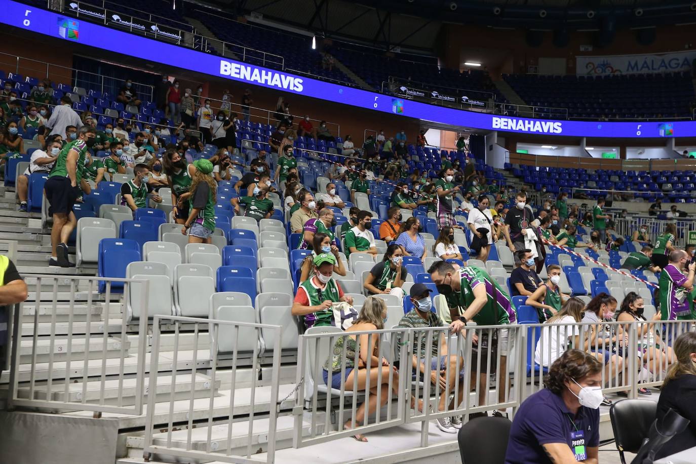 Así fue el regreso del público al Martín Carpena