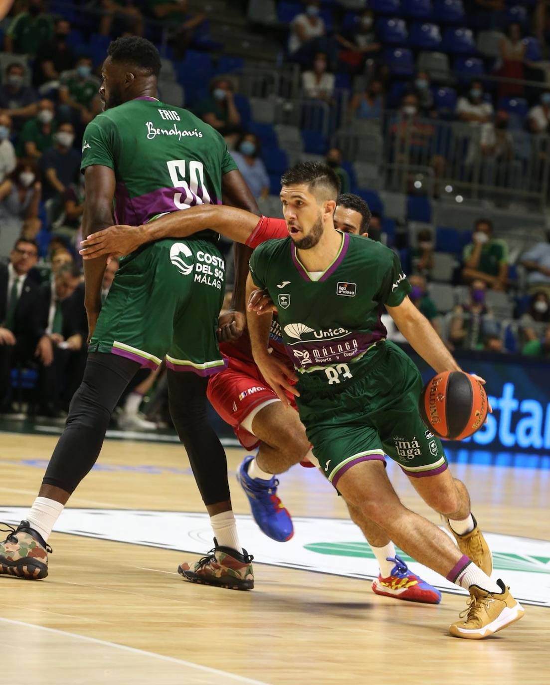 El Unicaja estrena la temporada con victoria