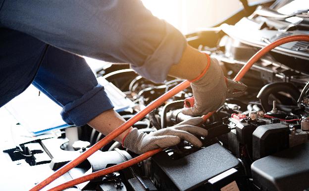 Cuándo cambiar el alternador y el motor de arranque de tu coche