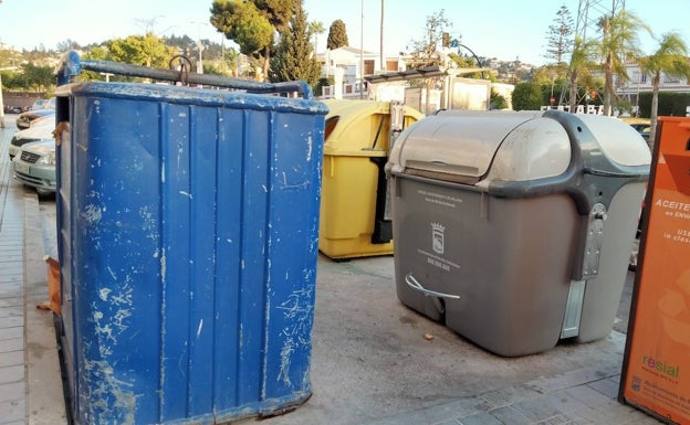 Frenazo al plan para renovar todos los contenedores de Málaga y poner un quinto para la basura orgánica