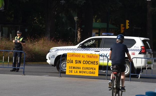 La Alameda Principal y el Paseo del Parque, cortados este domingo al tráfico por el Día sin Coches