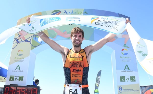 El malagueño Andrés Carnevali gana el Desafío Doñana; Mariola García y Beatriz Jiménez, segunda y tercera en categoría femenina