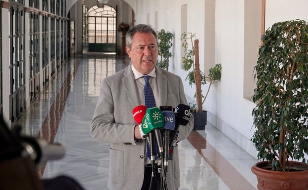 Espadas considera clave para un acuerdo presupuestario que la Junta se aparte de Vox