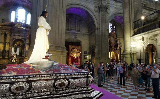 Quince mil malagueños visitan la exposición de imágenes de la Semana Santa en solo nueve días