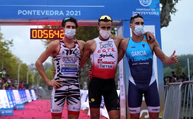 Alberto González, subcampeón de España de triatlón