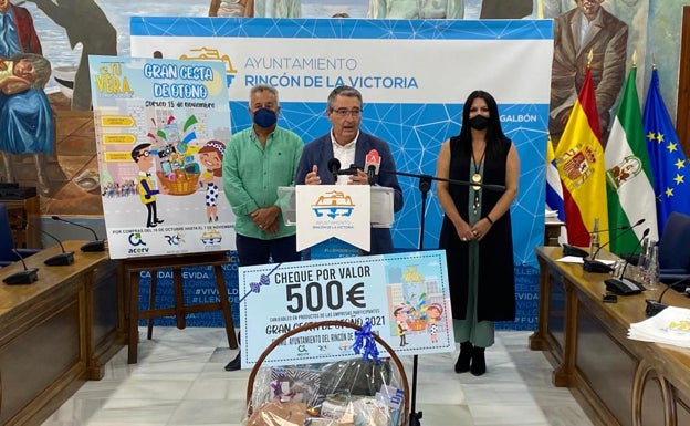 Rincón de la Victoria lanza la campaña 'A tu Vera' para impulsar el consumo en el comercio local