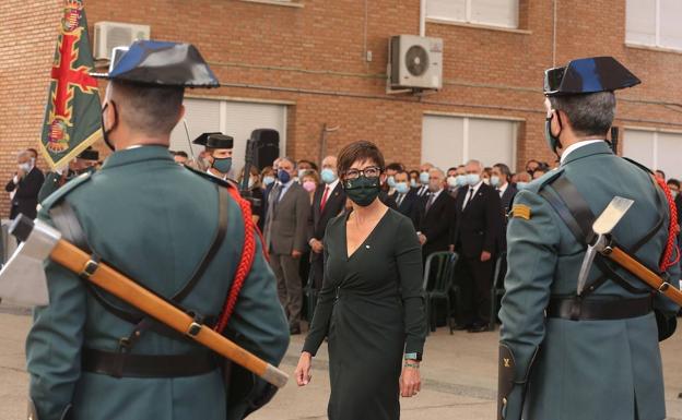 La directora de la Guardia Civil anuncia que la nueva normativa permitirá tatuajes