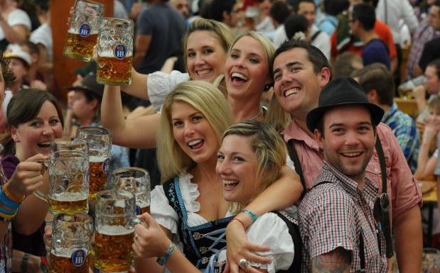 Oktoberfest, música en el Botánico y muchos más planes este fin de semana en Málaga