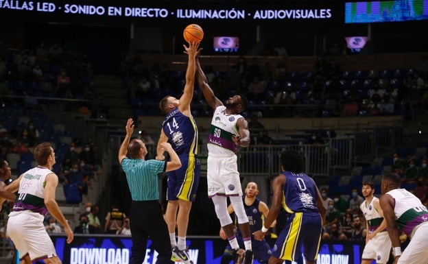 El Unicaja genera dudas incluso con un amplio triunfo ante el Lavrio
