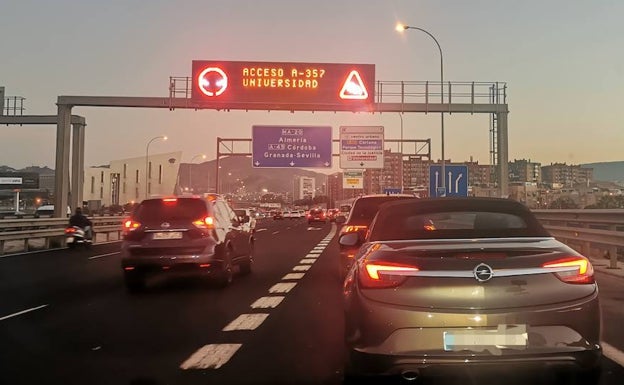 El uso del coche crece en Málaga por la pandemia a costa de un transporte público sin remontar