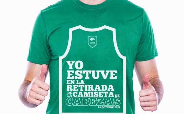 El Unicaja saca a la venta una camiseta conmemorativa de la retirada de Carlos Cabezas