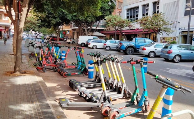 Diez empresas aspiran a desplegar hasta 3.000 patinetes en las calles de Málaga