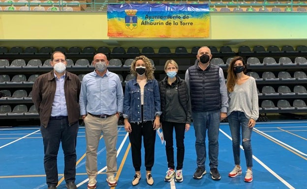 La FIBA recorre la provincia de Málaga para ver los pabellones que acogerán el Mundial sub-17 de baloncesto