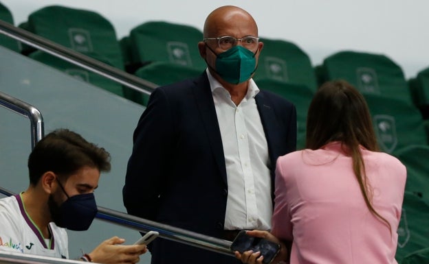 El Patronato de la Fundación aprueba el sueldo de López Nieto como presidente del club