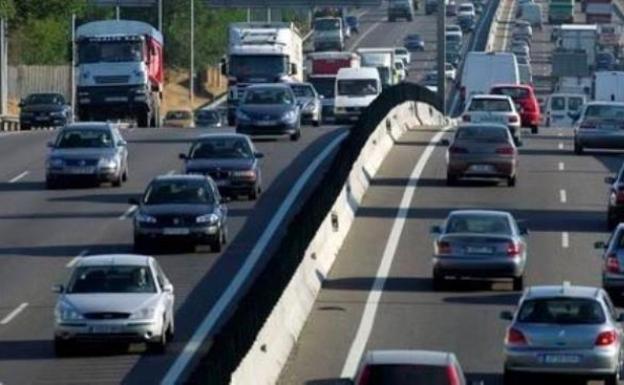 La DGT prevé más de 1,1 millones de desplazamientos en carreteras andaluzas en el puente de Todos los Santos