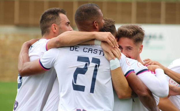 El Marbella y el Malagueño reafirman su mejoría en Tercera