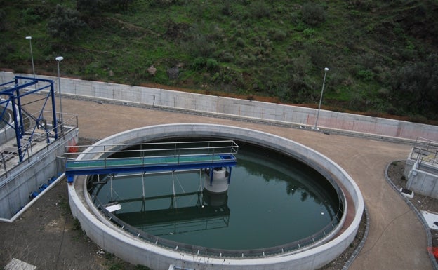 La Junta destina 1,7 millones a obras de emergencia para incorporar el agua regenerada para el regadío en la Axarquía