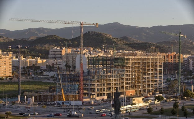 Málaga lidera la recuperación del mercado inmobiliario en Andalucía y roza la actividad precovid