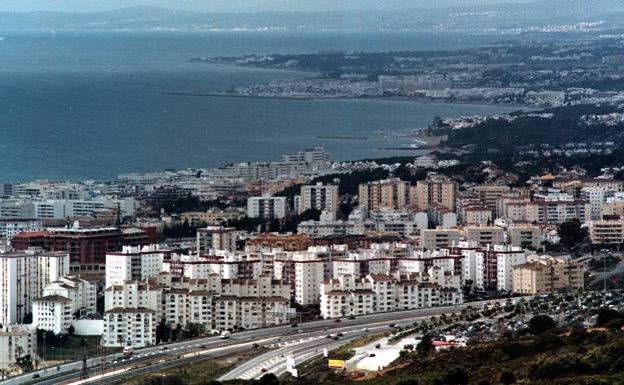 «Maltrato» o «compromiso histórico»: Socialistas y populares enfrentados por el presupuesto de la Junta de Andalucía para Marbella