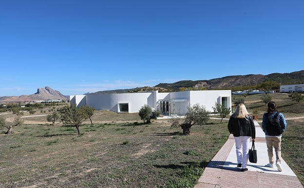 Los Dólmenes de Antequera abren su museo a los visitantes mirando su inauguración en 2022