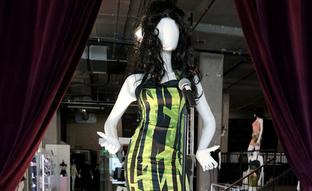 El último vestido que lució Amy Winehouse./EFE