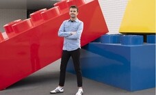 Diego Sancho, el malagueño que firma el primer Lego LGTBI