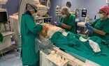Profesionales de la unidad de radiología vascular del Clínico./SUR