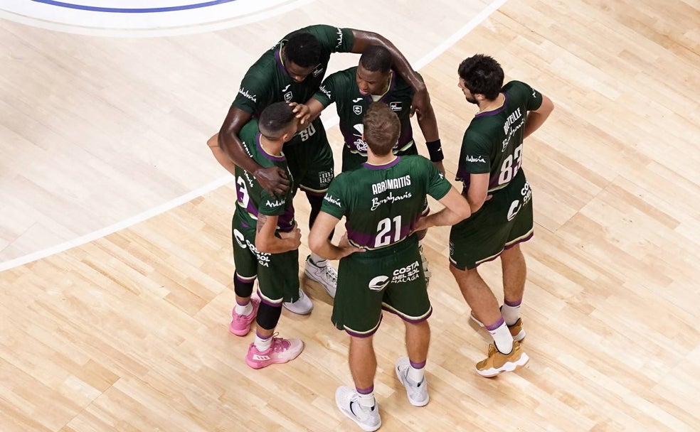 El Unicaja se encomienda al Carpena para agarrarse a la Copa