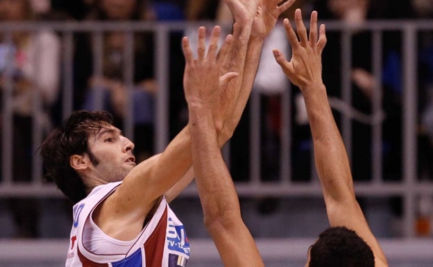 Se retira Corbacho, canterano del Unicaja y leyenda triplista