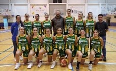 El equipo femenino Basket4life-Rincón de la Victoria, en lo más alto de la liga provincial