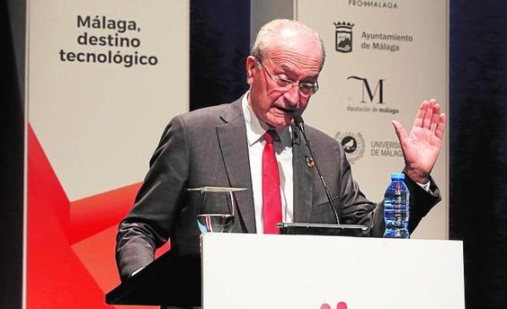 «Los retos son inmensos y debemos estar a la altura», sostiene De la Torre