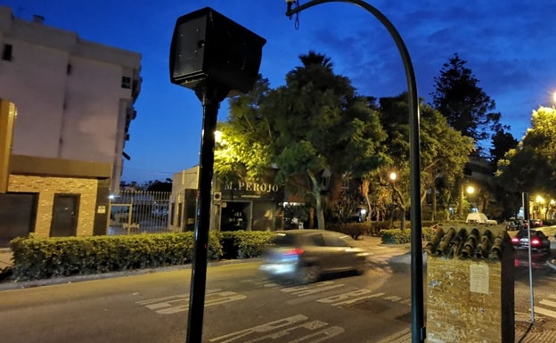 Málaga instala los primeros radares fijos para controlar los carriles 30