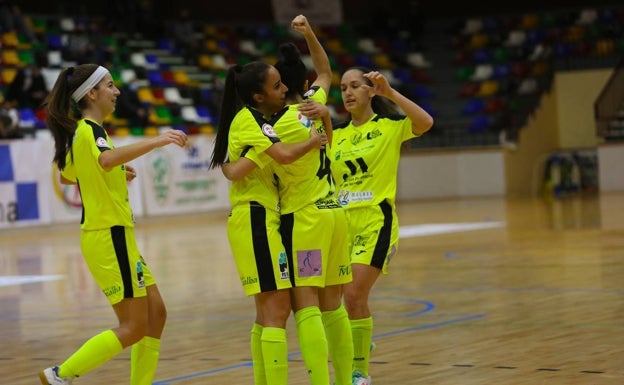 El Atlético Torcal logra su primera victoria de la temporada