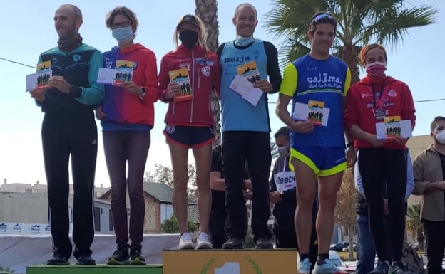 Daniel García y Mónica Ballesteros vencen en la Media Maratón Ciudad de Vélez-Málaga