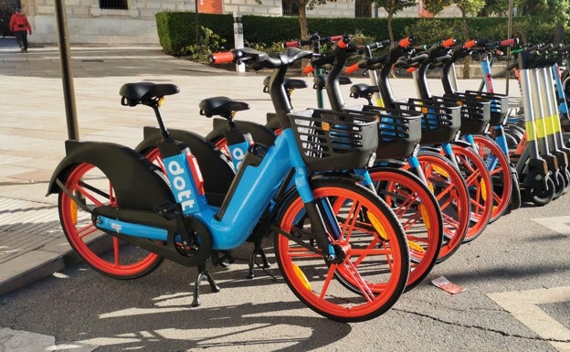 Nuevas bicis eléctricas de alquiler de Málaga: Guía para no pinchar