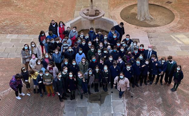 Un pleno de niños con propuestas de nivel para mejorar la convivencia en Antequera