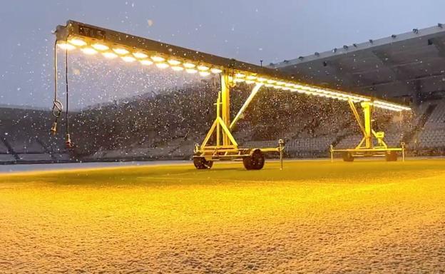 El campo del Burgos, nevado a pocos días de la visita del Málaga