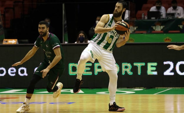 El Unicaja organiza un viaje a Sevilla para el derbi ante el Betis