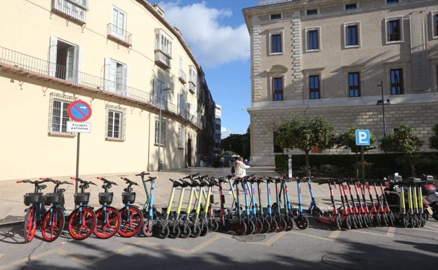 Málaga implantará con más de un año de retraso el canon a empresas de alquiler de bicis y patinetes
