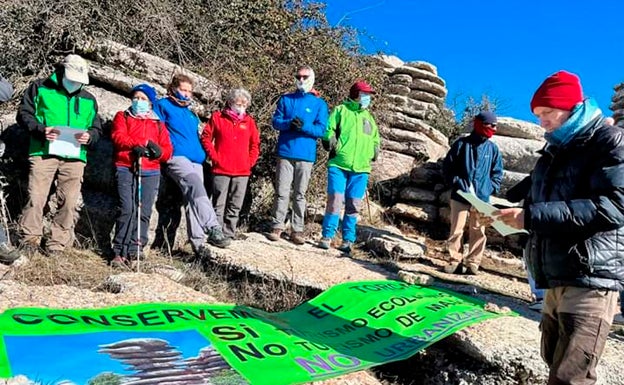 Piden más vigilancia y actuaciones respetuosas en El Torcal de Antequera