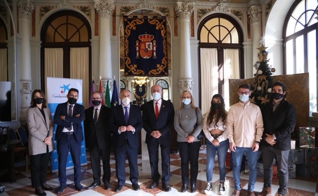 El Ayuntamiento de Málaga y La Caixa renuevan su convenio para seguir luchando contra la pobreza infantil