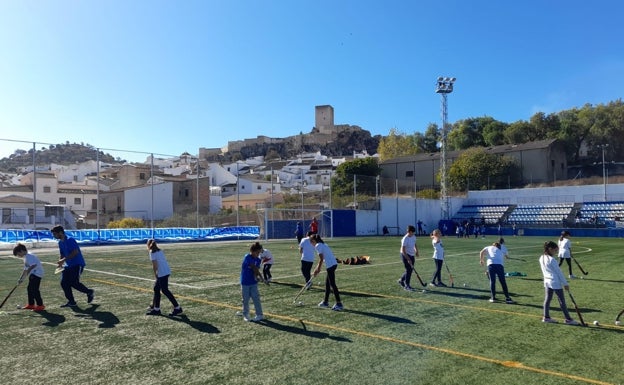 Cañete la Real solicita adherir su complejo deportivo a la oferta de la Gran Senda de Málaga