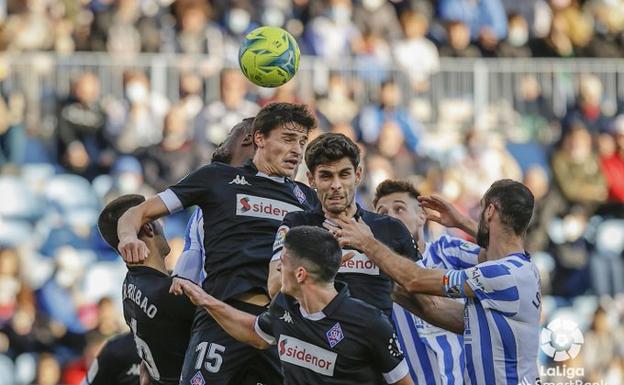 El Málaga, sin rumbo, también naufraga en La Rosaleda (1-2)